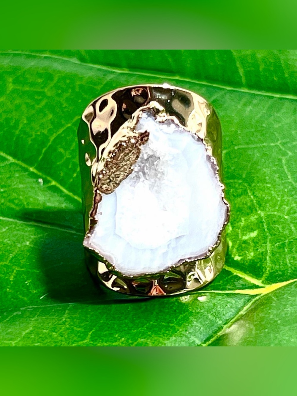 🍋2/$30 New Natural Geode Stone Ring